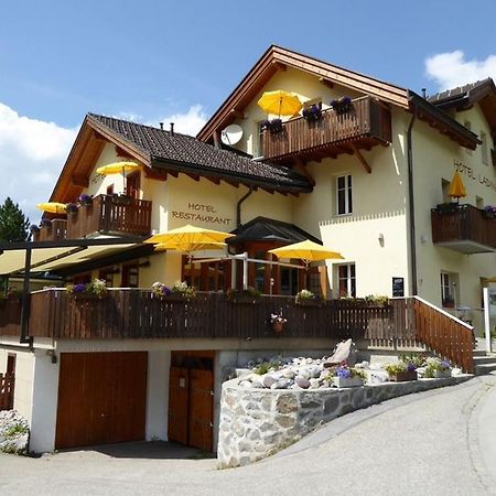 Hotel Ladina Bergün Buitenkant foto